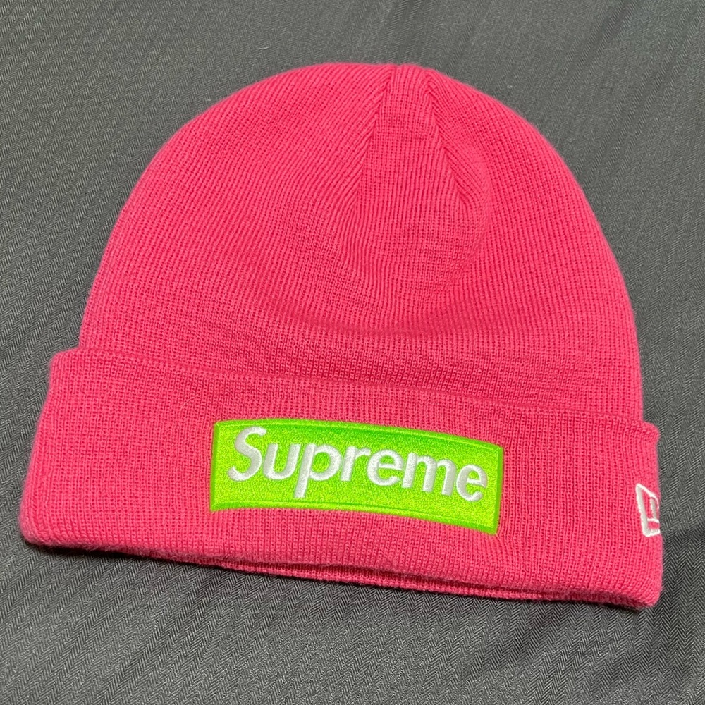 Supreme New Era Box Logo Beanie pink and green